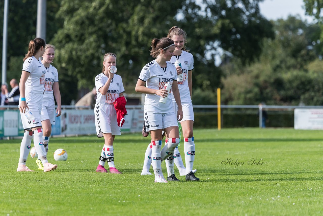 Bild 313 - F SV Henstedt Ulzburg II - SSC Hagen Ahrensburg : Ergebnis: 0:4